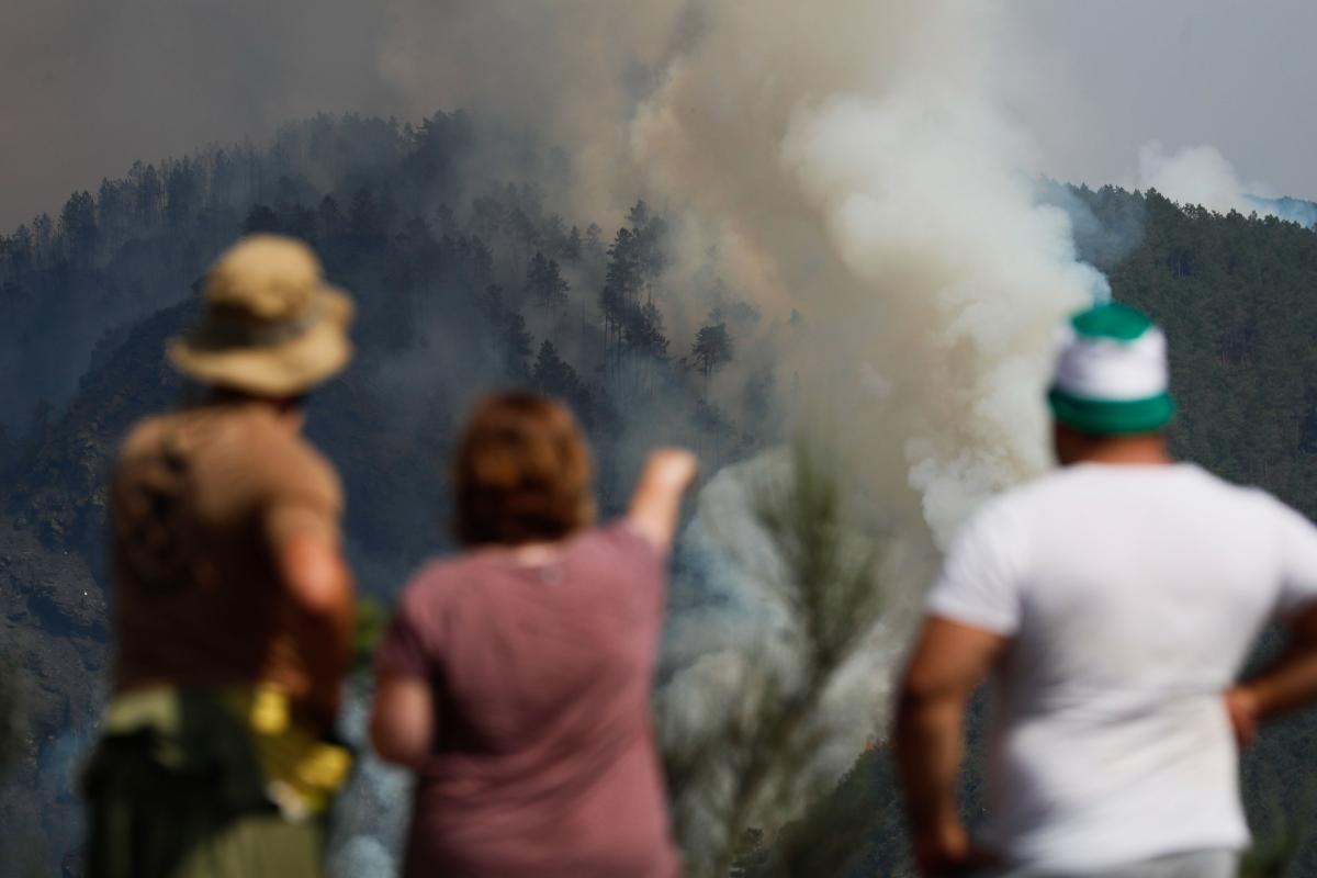 Foto del resto de noticias (incendios-xente.jpg)